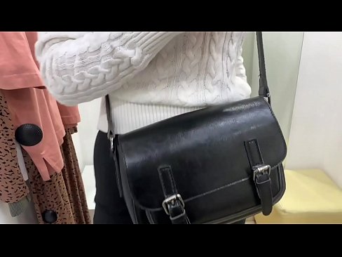 ❤️ אוננות פומבית של הכלבה הצעירה פרלברי עם דילדו בחדר המתאים פורנו fb ב-iw.chancel.top